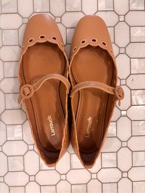 Larroude Tan Blair Broderie Flats size 7.5 excellent condition, worn once